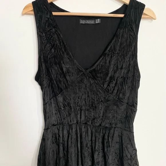 Zara Velvet Style V-Neck Sleeveless Top Size M Black - Picture 7 of 9